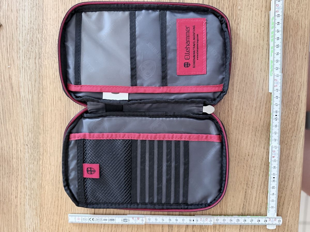 Borse: Pochette Ellehammer noire ✨neuve – Nuovo (secondo la descrizione) da Courgevaux venduto da auxtrouvailles