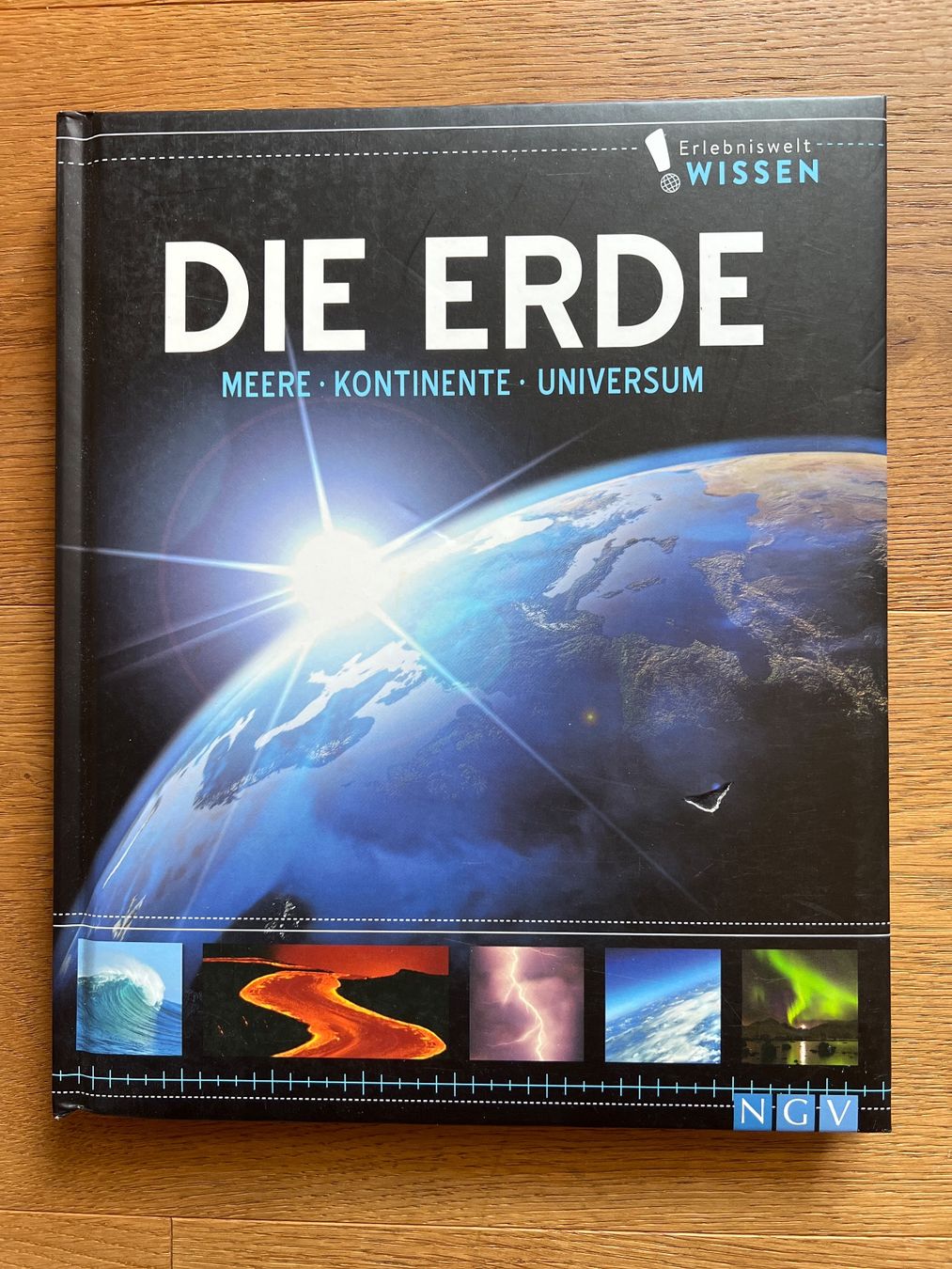 Bücher: Wissensbuch - Die Erde – Gebraucht aus Lengnau BE von Rubin27