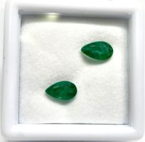2x émeraudes Zambie 7x4 mm (non traitées) - Valeur 410.- Fr