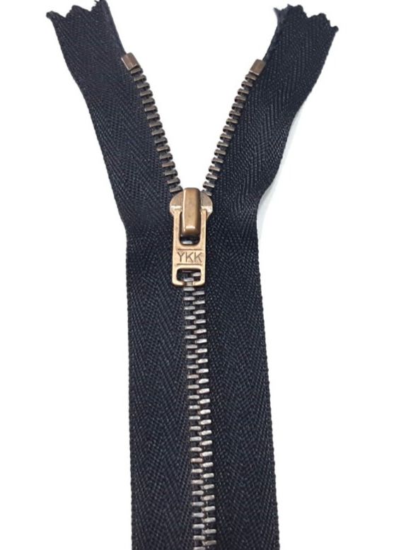Tessuti: Reißverschluss 12 cm-  Fermeture éclair 12 cm – Nuovo (secondo la descrizione) da Savagnier venduto da Marderuth