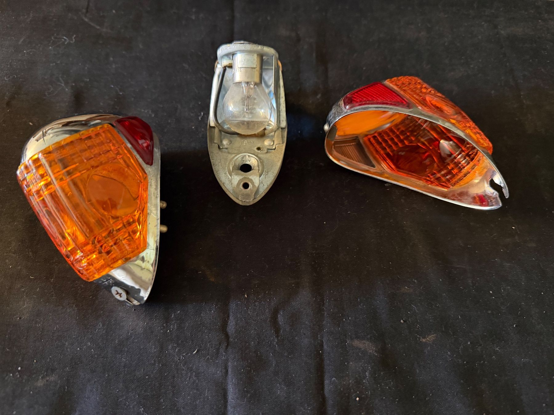 Mercedes-Benz Tutti pezzi di ricambio auto: Originale Mercedes Oldtimer Blinker ,Top Zustand! – Usato da Luzern venduto da Basa73 1