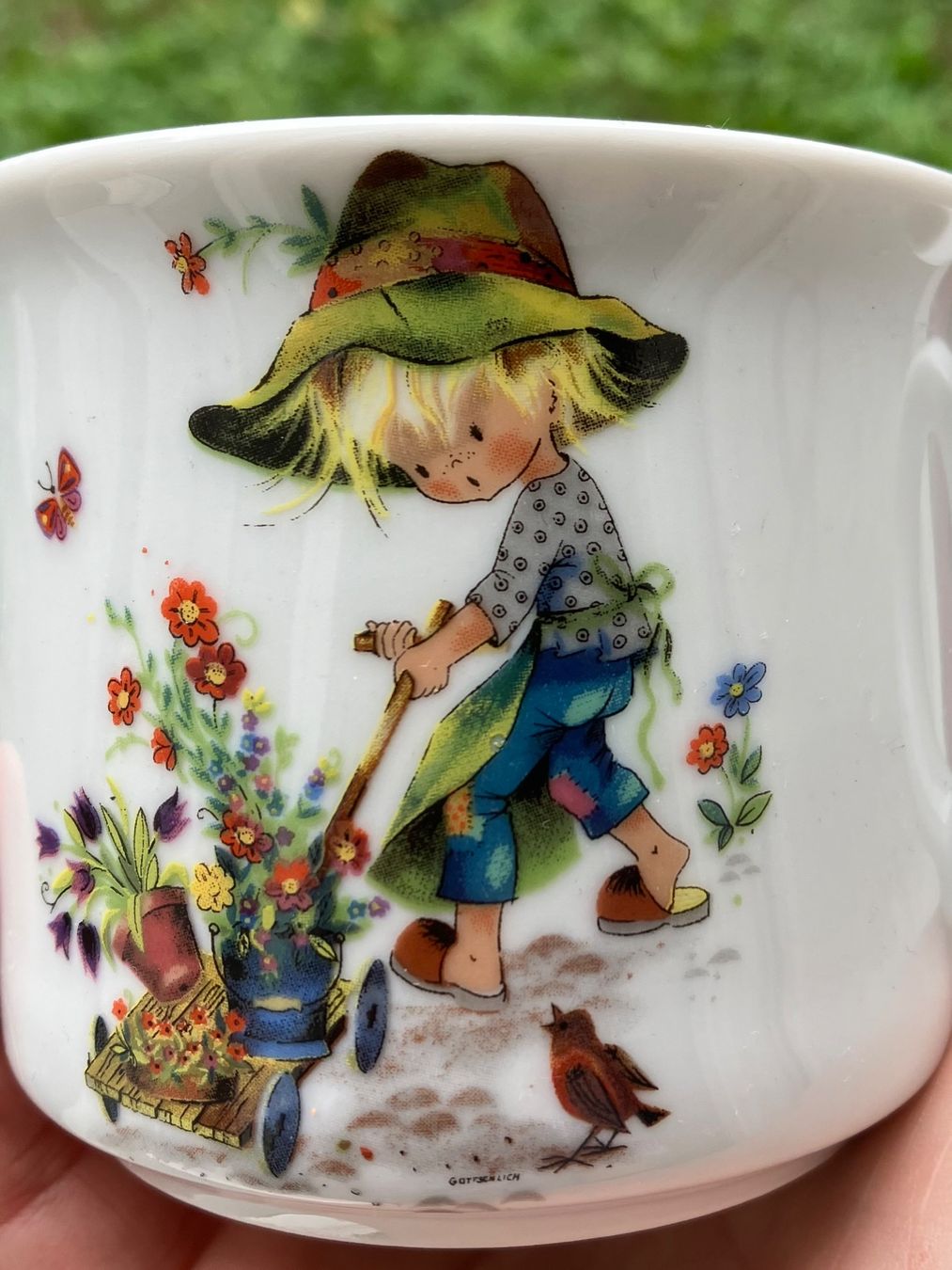 Winterling Tassen: Winterling Kindertasse Gisela Gottschlich – Gebraucht aus Lausanne von Machins.trucs 2