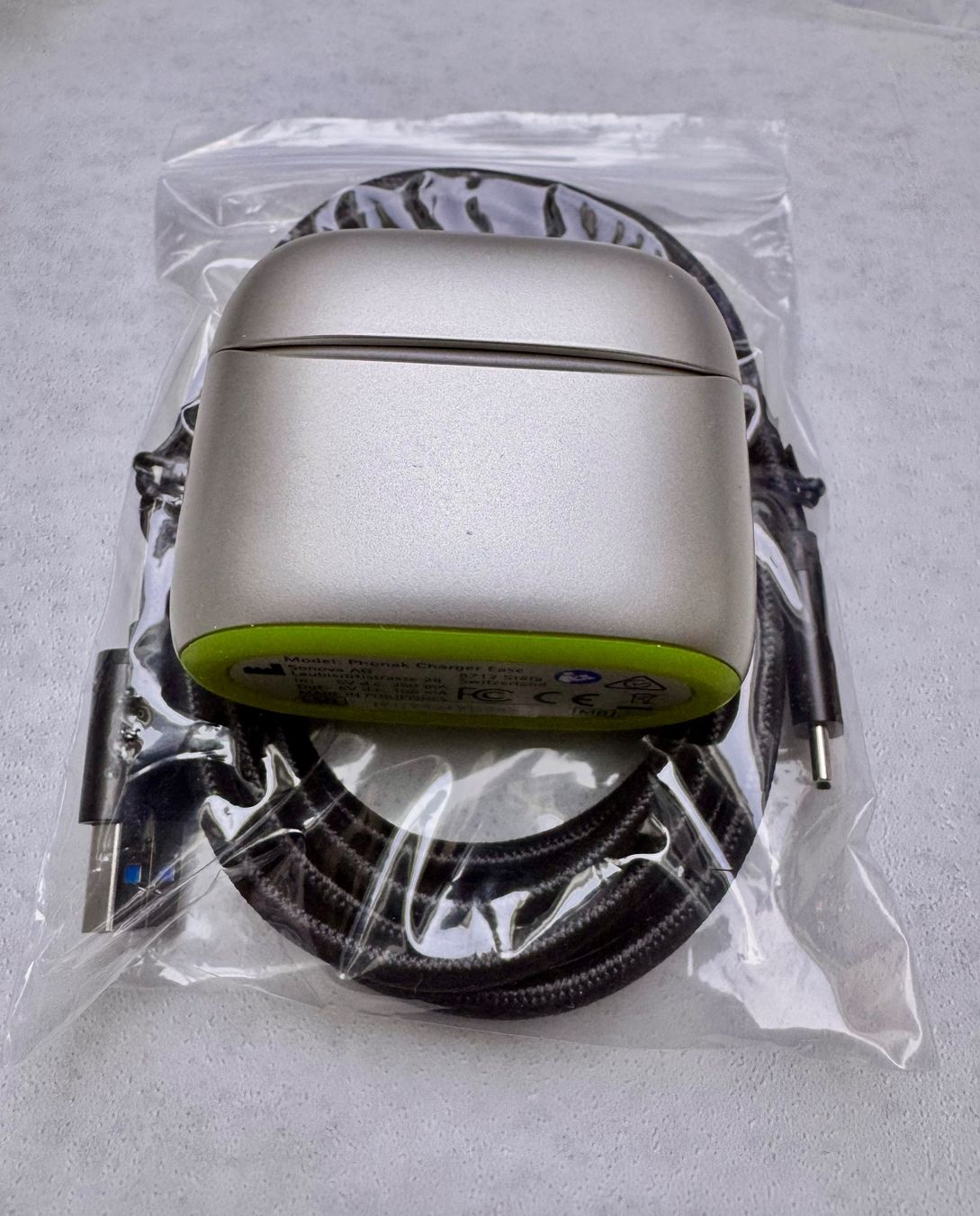 Phonak Chargements: Phonak Charger Ease Ladegerät – D'occasion à Hermetschwil-Staffeln par Sigmund57 4