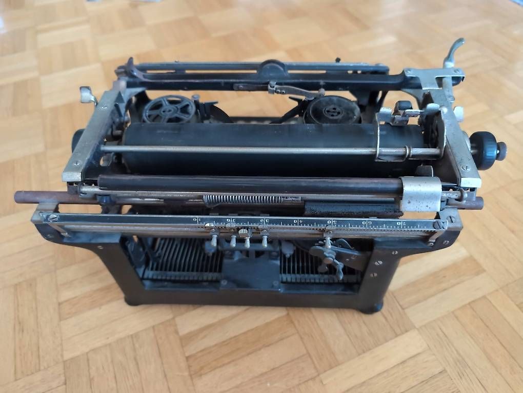 Underwood Schreibmaschinen: Underwood Nr. 5 Schreibmaschine – Defekt aus Winterthur von Sasyon 3