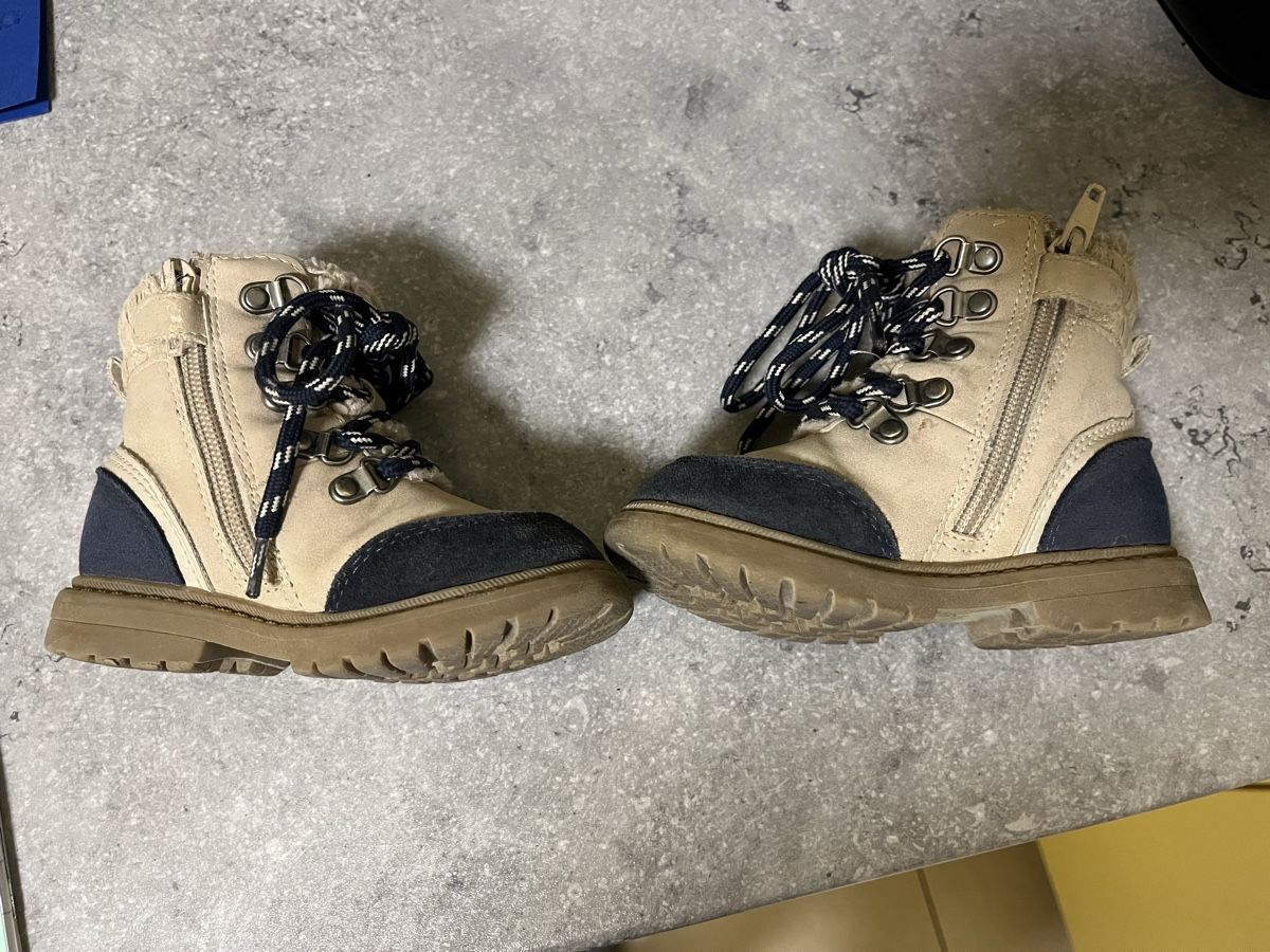 Scarpe per ragazzi: Winterschuhe für Mädchen oder Junge, Gr. 23 – Usato da Châtelaine venduto da EvelinaT 2