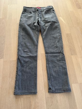 Guess Jeans - Coole Herrenjeans Gr. 36