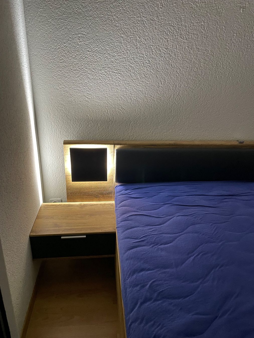 Letti: Doppelbett 180x200cm, inkl Licht – Usato da Liebefeld venduto da ana_d6d7