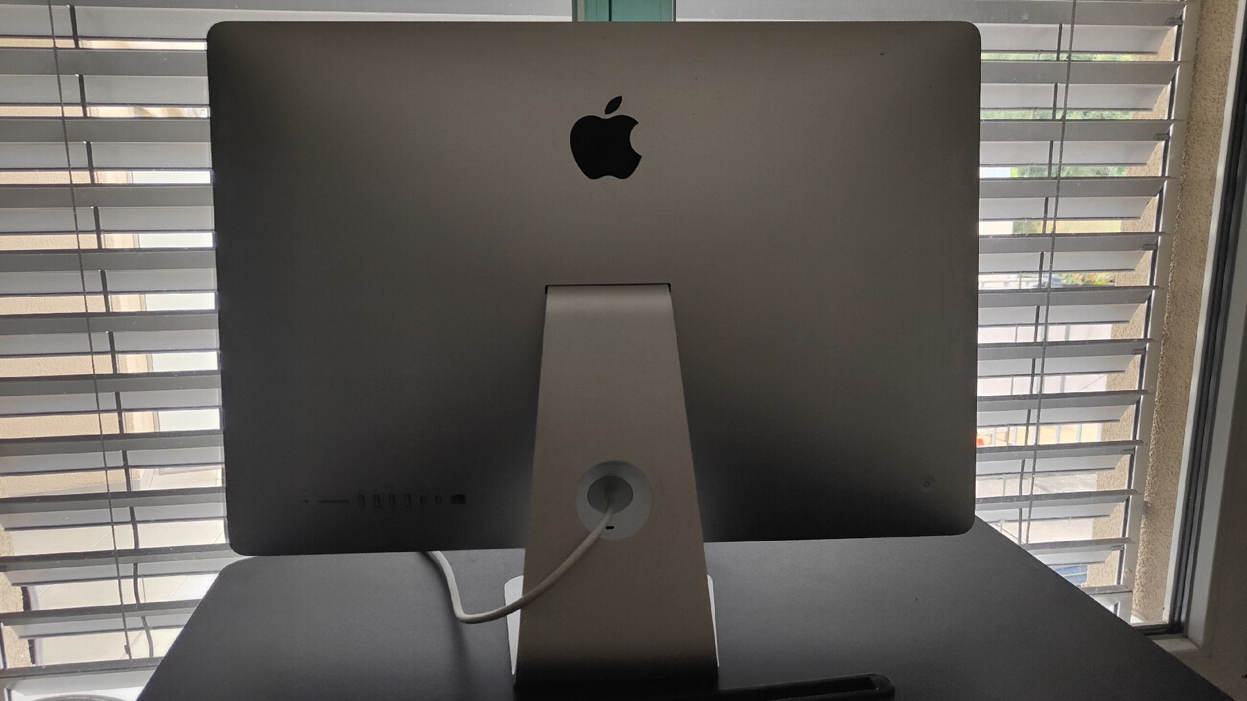 Apple PC: Apple iMac 27 Zoll Computer mit zubehör – Usato da Liestal venduto da Maski11 2