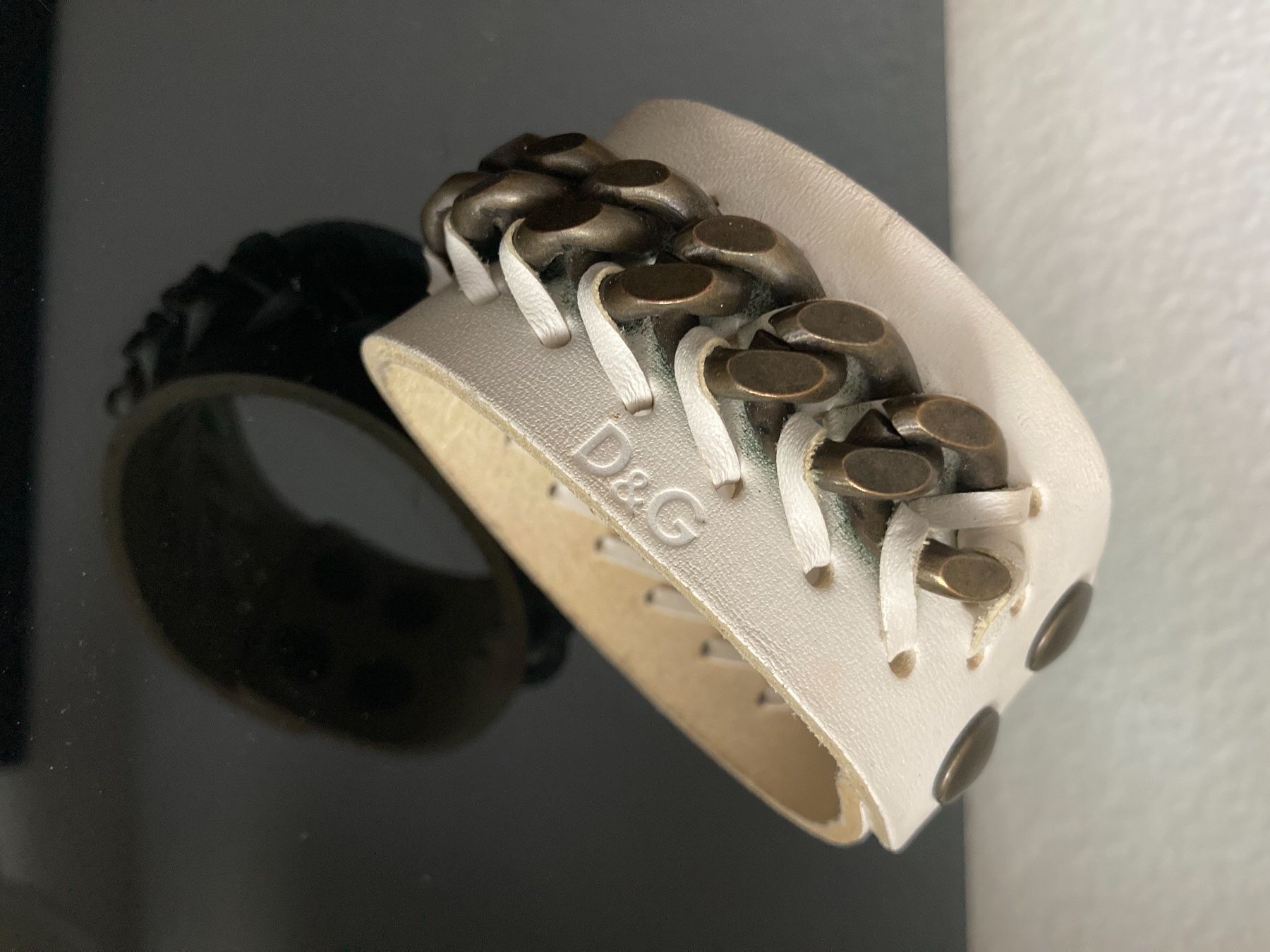 Dolce & Gabbana Armbänder & -reifen: Dolce& Gabbana Armband Unisex – Gebraucht aus Basel von YanaR10 3