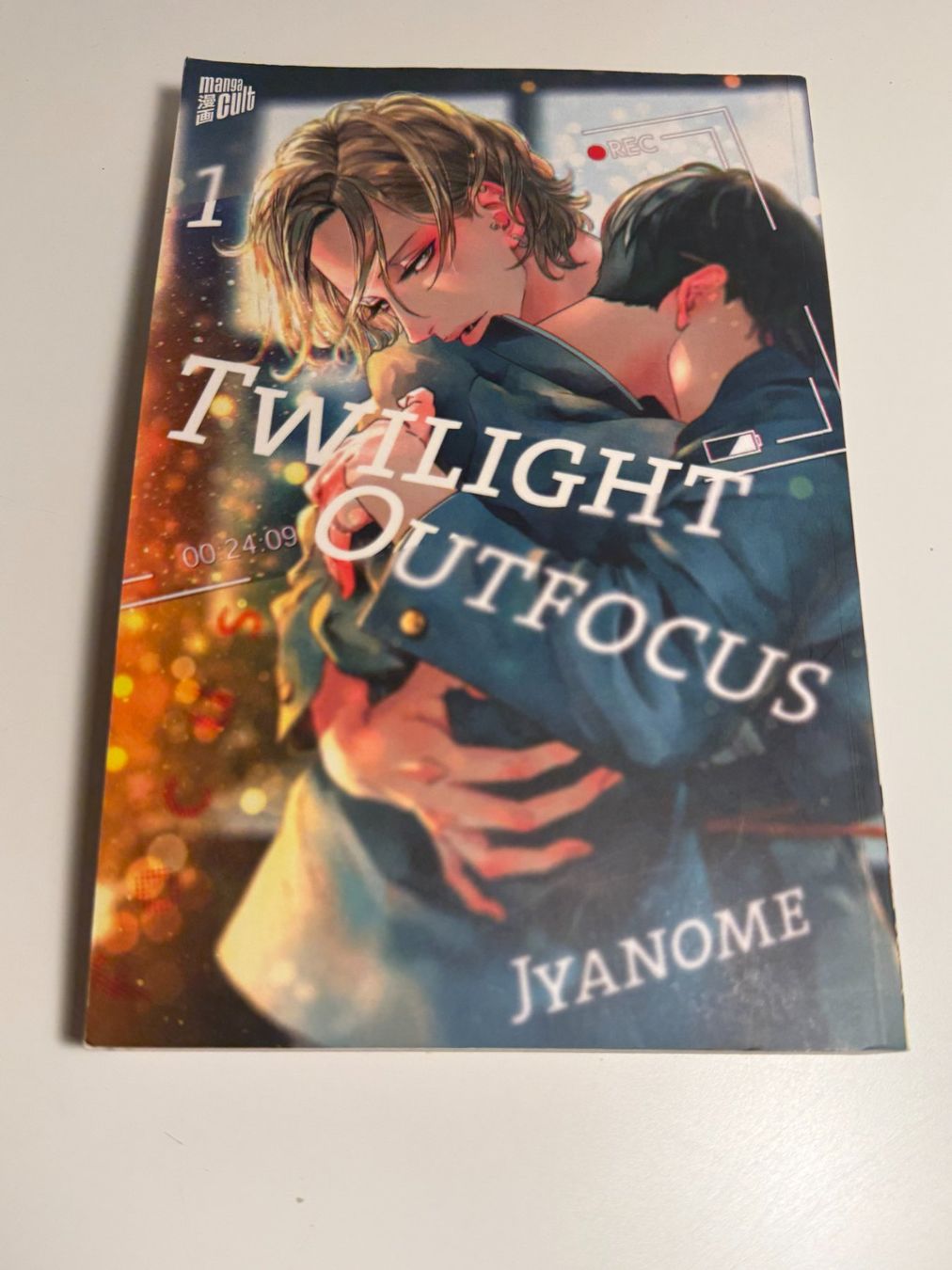 BD: Twilight outfocus 1-2 – D'occasion à rudolfstetten par Peschem 1