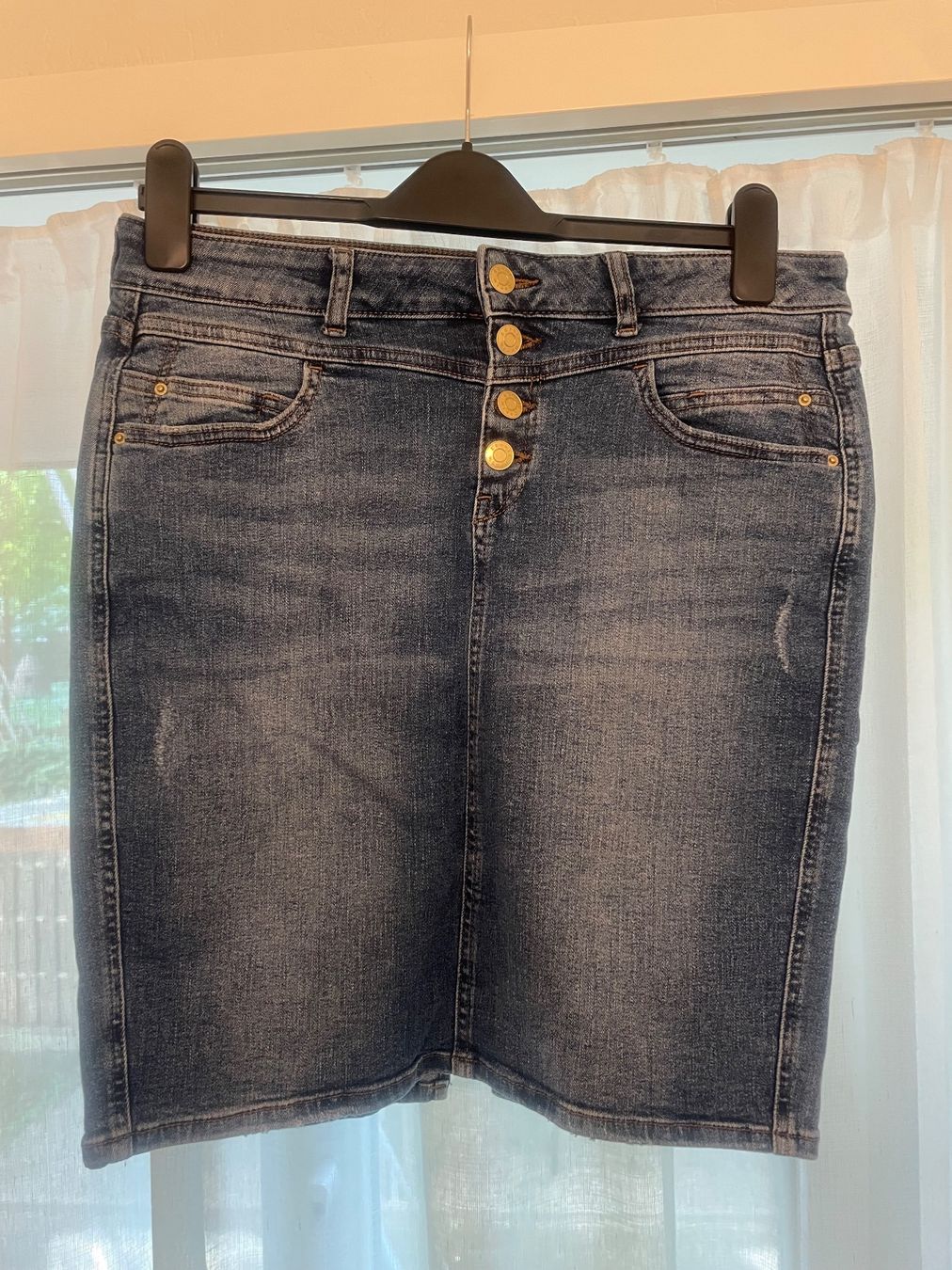Gonne: Jeans Mini Rock Esprit mit Knöpfen, Grösse 38 – Usato da Zürich venduto da Maggi1980 3