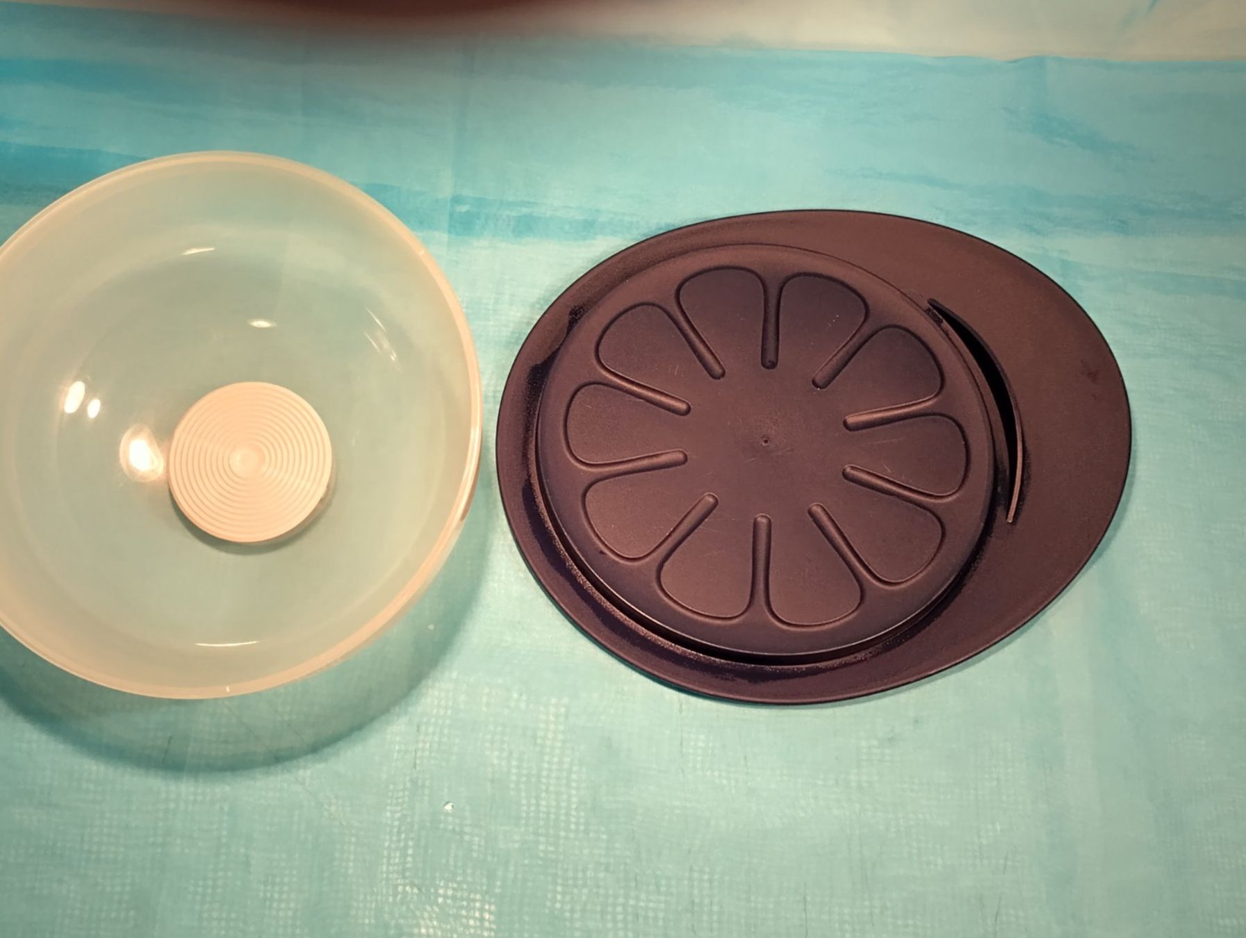 Tupperware Contenitori & Simili: Tupperware Käseglocke zum Servieren – Usato da Bellach venduto da JingleCherry 1