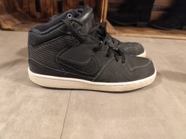 Nike Sneaker Gr. 37.5
