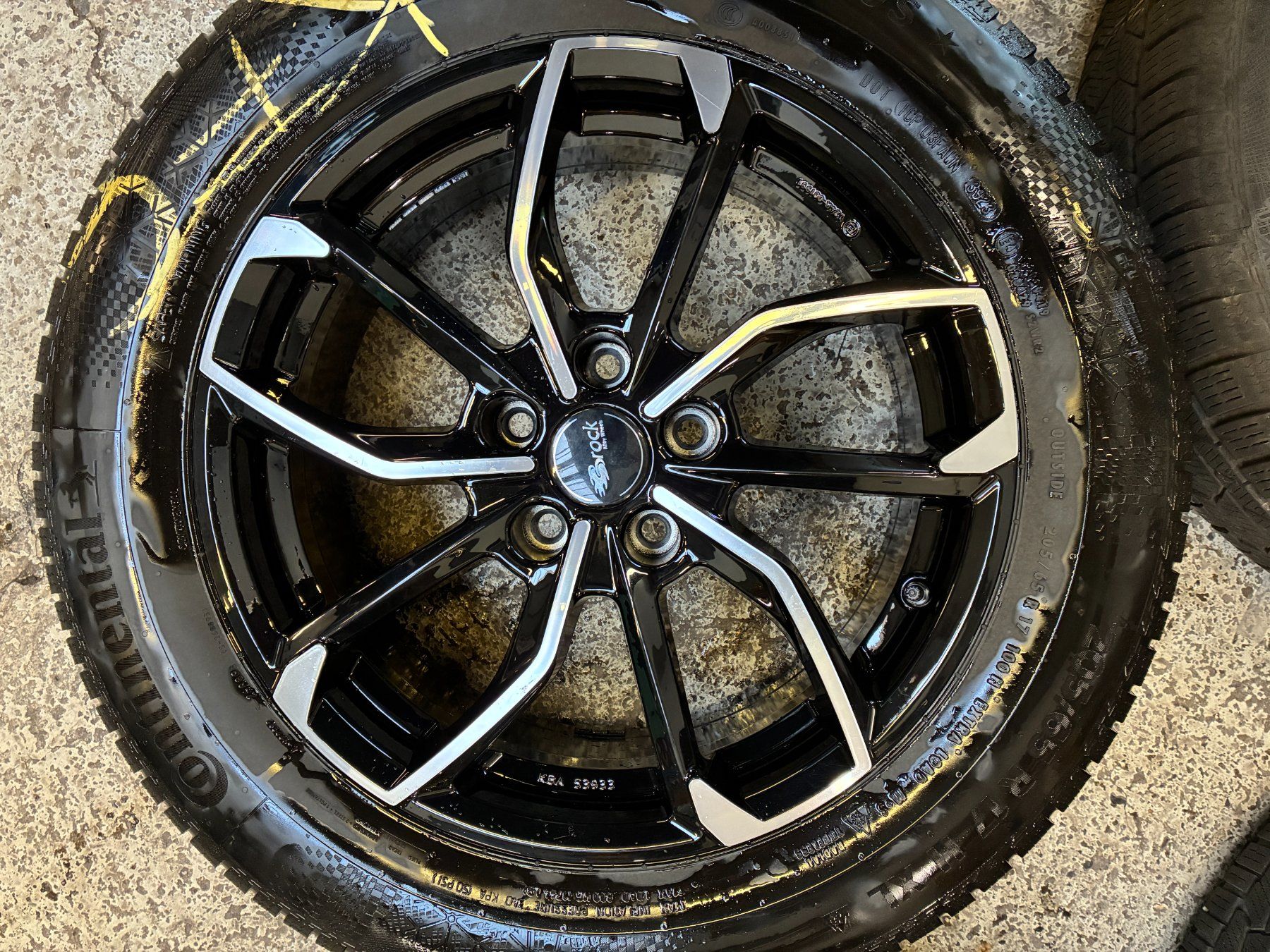 Continental Pneumatici & Ruote complete: Satz Kompletträder Continental/RCDesign – Usato da Aarberg venduto da KreuzFahrzeugcenter 4