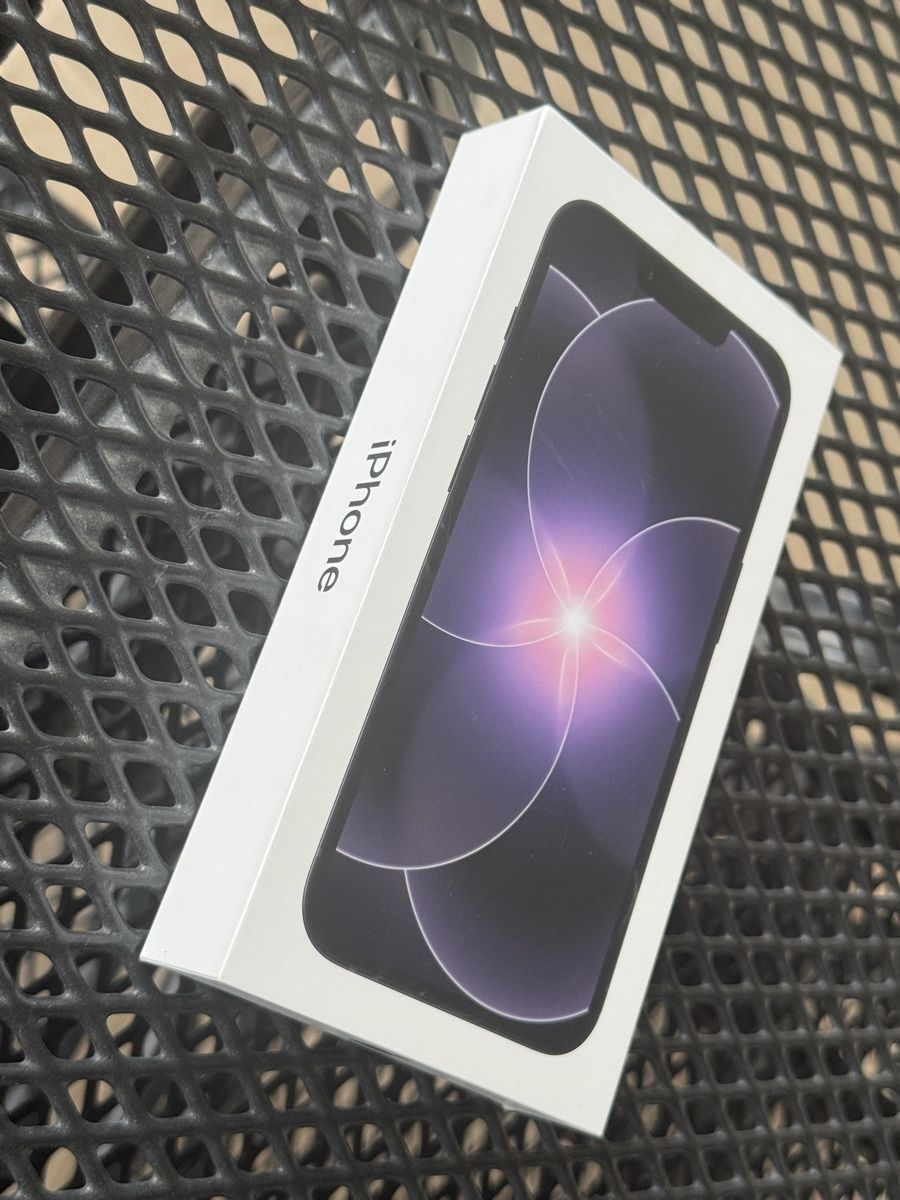 Apple Telefoni cellulari / Smartphones: Apple iPhone 17e 256GB Black Neu – Nuovo e nell'imballaggio originale da Savognin venduto da Buongiorno