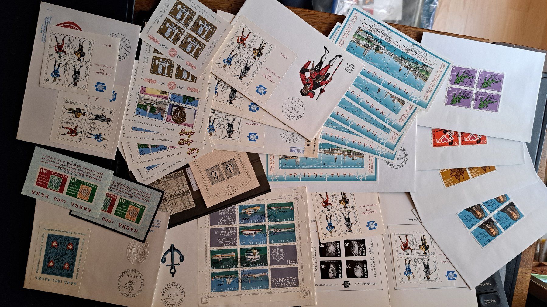 Tous les timbres: 4er Blocks – Neuf (Voir description) à Affeltrangen par Handre