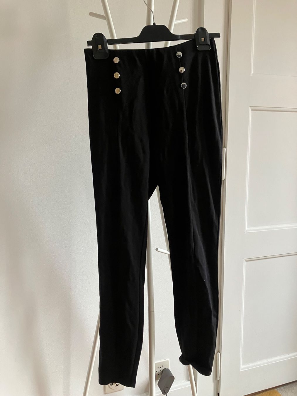 Anna Field Leggings: Leggings noir – Nuovo (secondo la descrizione) da St-Aubin-Sauges venduto da Sonia-Ka