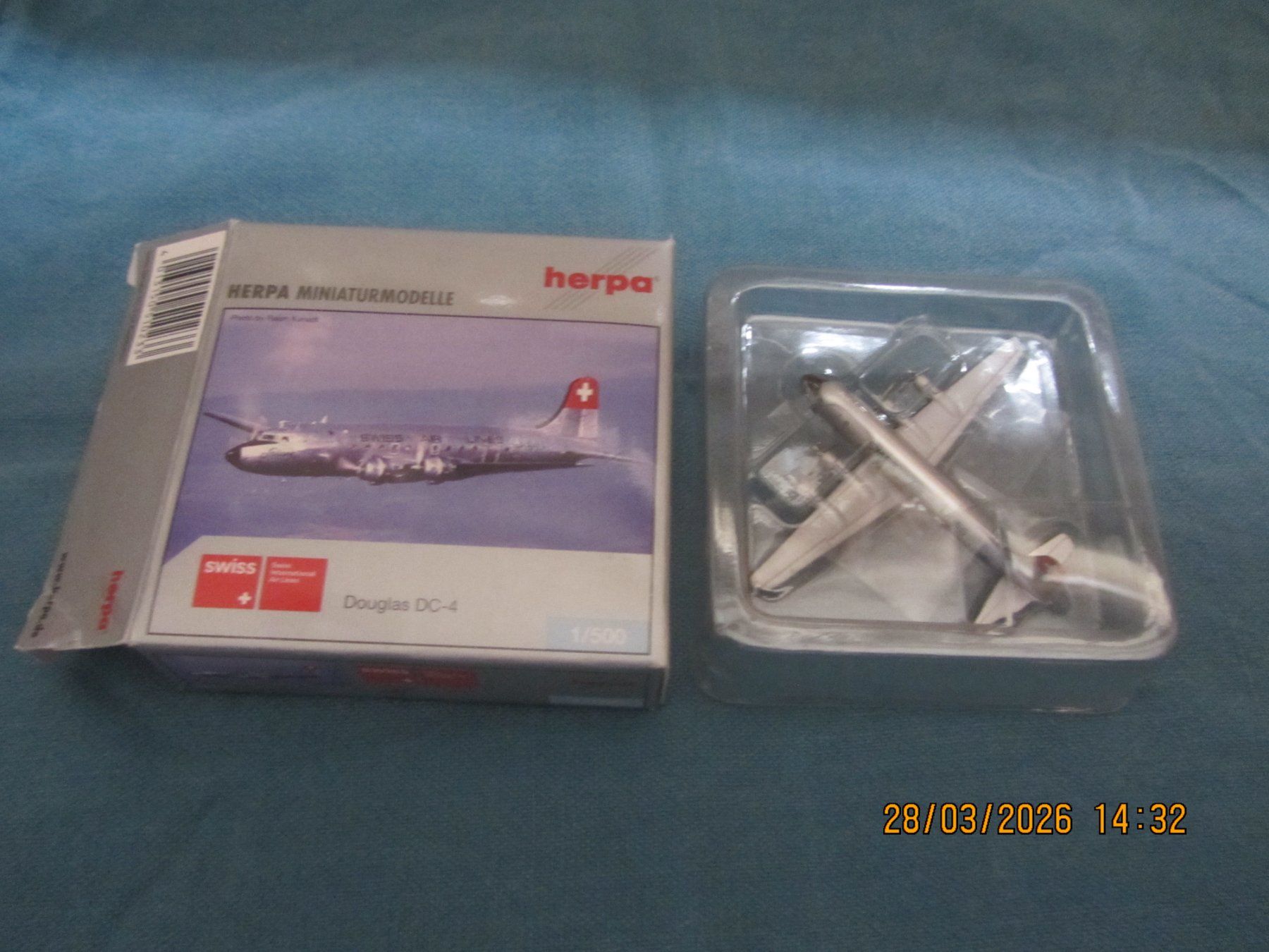Herpa Kit di modellismo & Modellini statici: Herpa 1:500 Douglas DC-4 Swiss – Nuovo e nell'imballaggio originale da Kirchberg BE venduto da sonne88