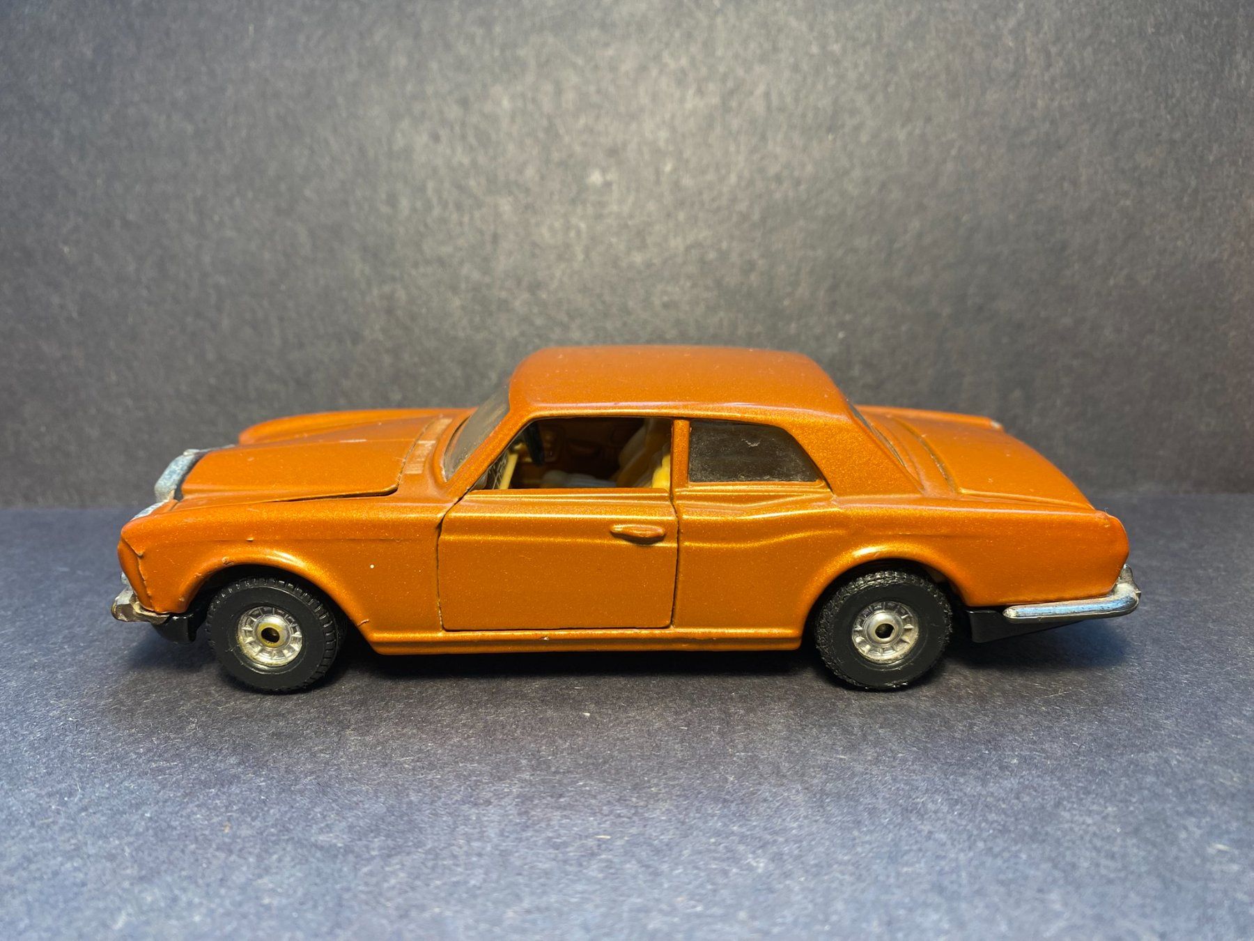 Corgi Toys Modellini d'auto: Rolls-Royce Corniche Modellauto Corgi – Usato da Spiez venduto da Mlandcruiser 1