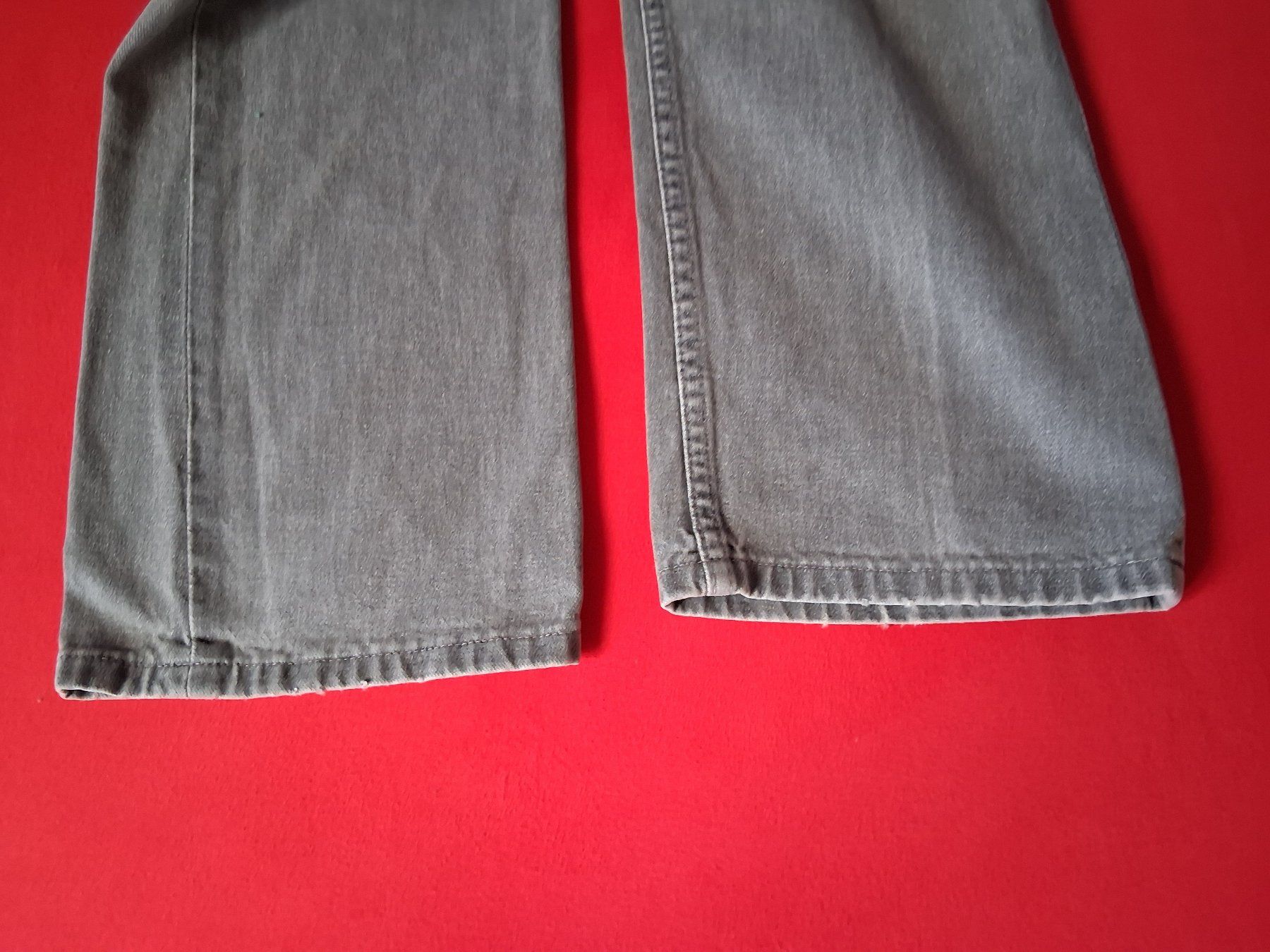 Lee Jeans: Graue Lee Jeans, Top Zustand – Usato da Grüt (Gossau) ZH venduto da Gimmiten 9