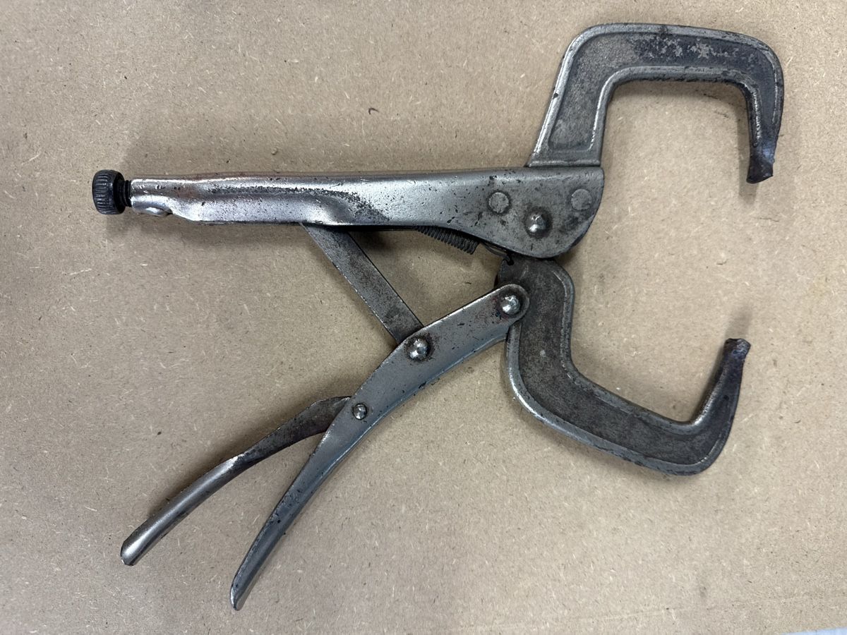 Tous les outils: Gripzange – D'occasion à Meienberg par sony252