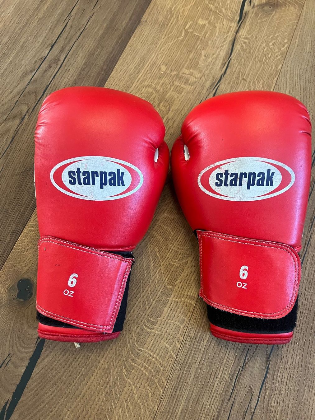 Boxsäcke: Boxsack und Boxhandschuhe – Gebraucht aus Menziken von alenka01 1