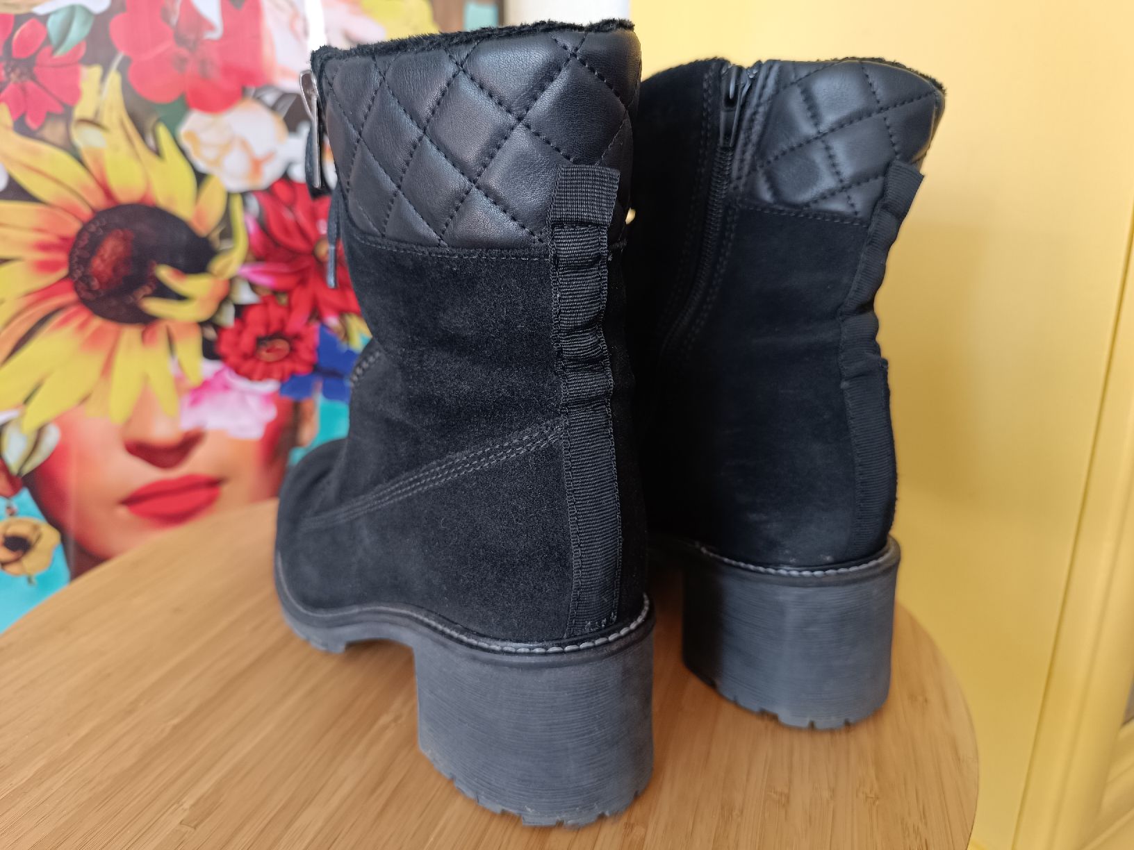 Scarpe da donna: Stiefeletten von Oxmox – Usato da Wolfwil venduto da SecondOwner 1