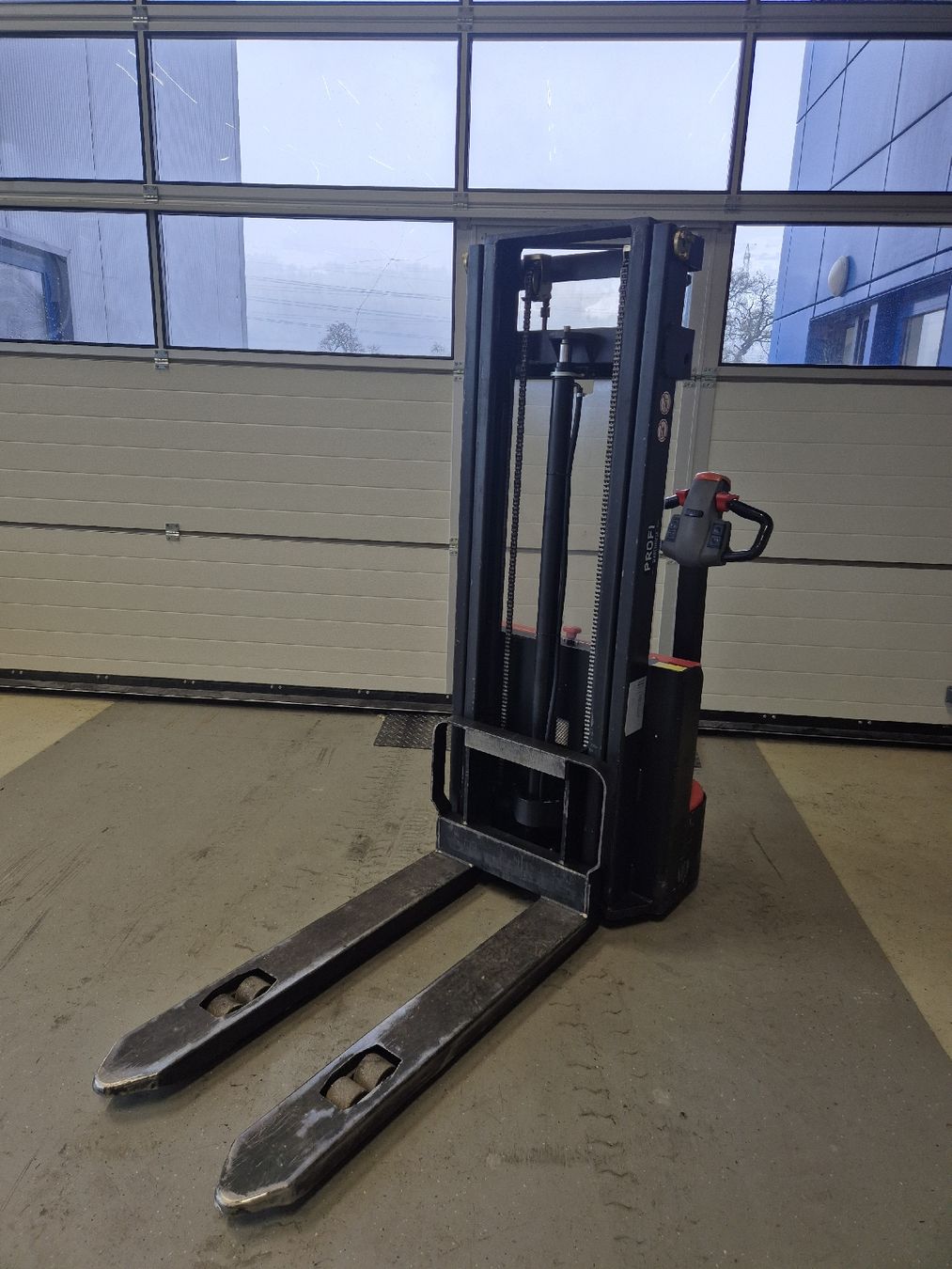 Carrelli elevatori e a forche: Profi 10V270 – Usato da Flums venduto da BartholetFlumsAG 3