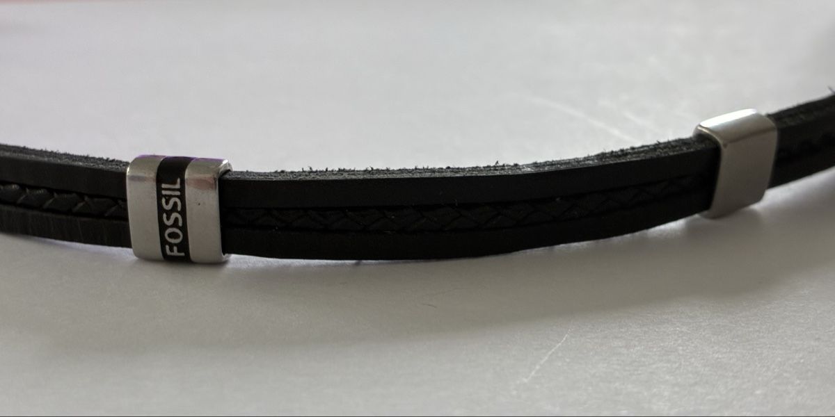 Fossil Bracciali & Braccialetti: Fossil black leather bracelet black, adjustable length – Usato da Basel venduto da cat_sq5m 3