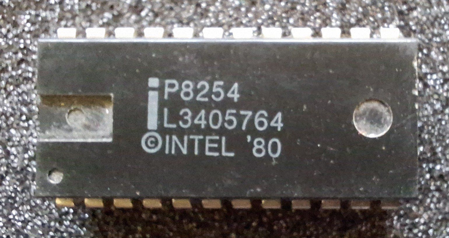 Intel Elektronikbauteile: INTEL P8254 Programmable Interval Timer – Gebraucht aus Sevelen von rwi_k7mr