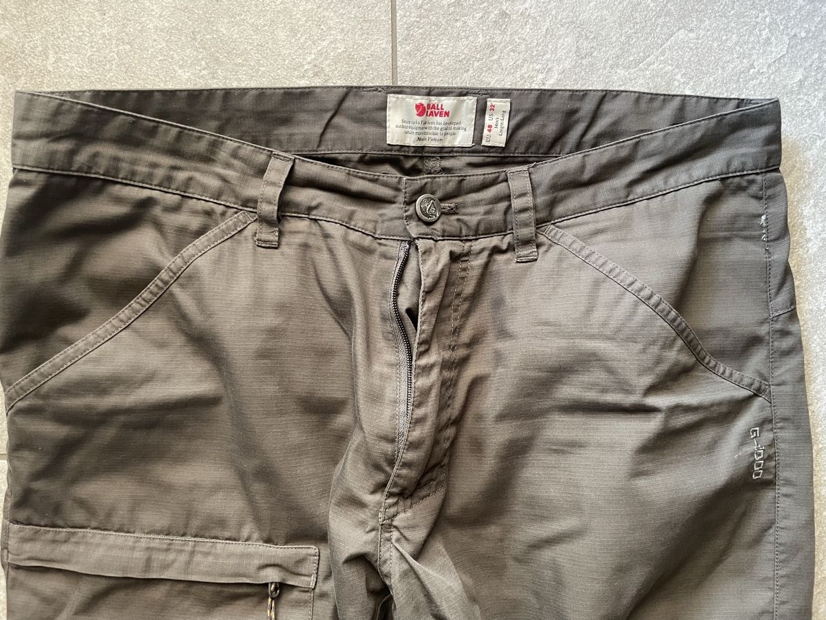 Fjällräven Pantaloni: Fjällräven Zip- off Herren gr. 48 – Usato da Recherswil venduto da grafics 2