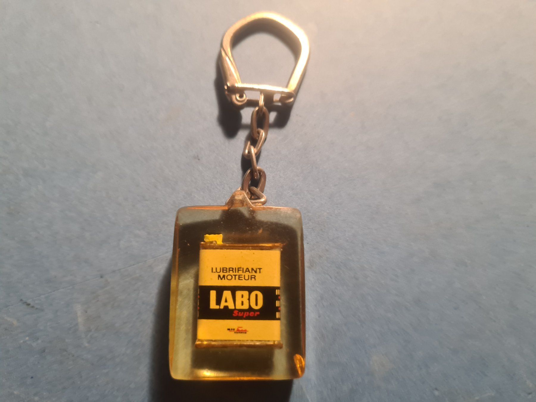 Accessori per altri veicoli: LABO  BIDON  PORTE-CLE  VINTAGE  COLLECTION – Usato da Bellevue venduto da BURGOLMANIA 1