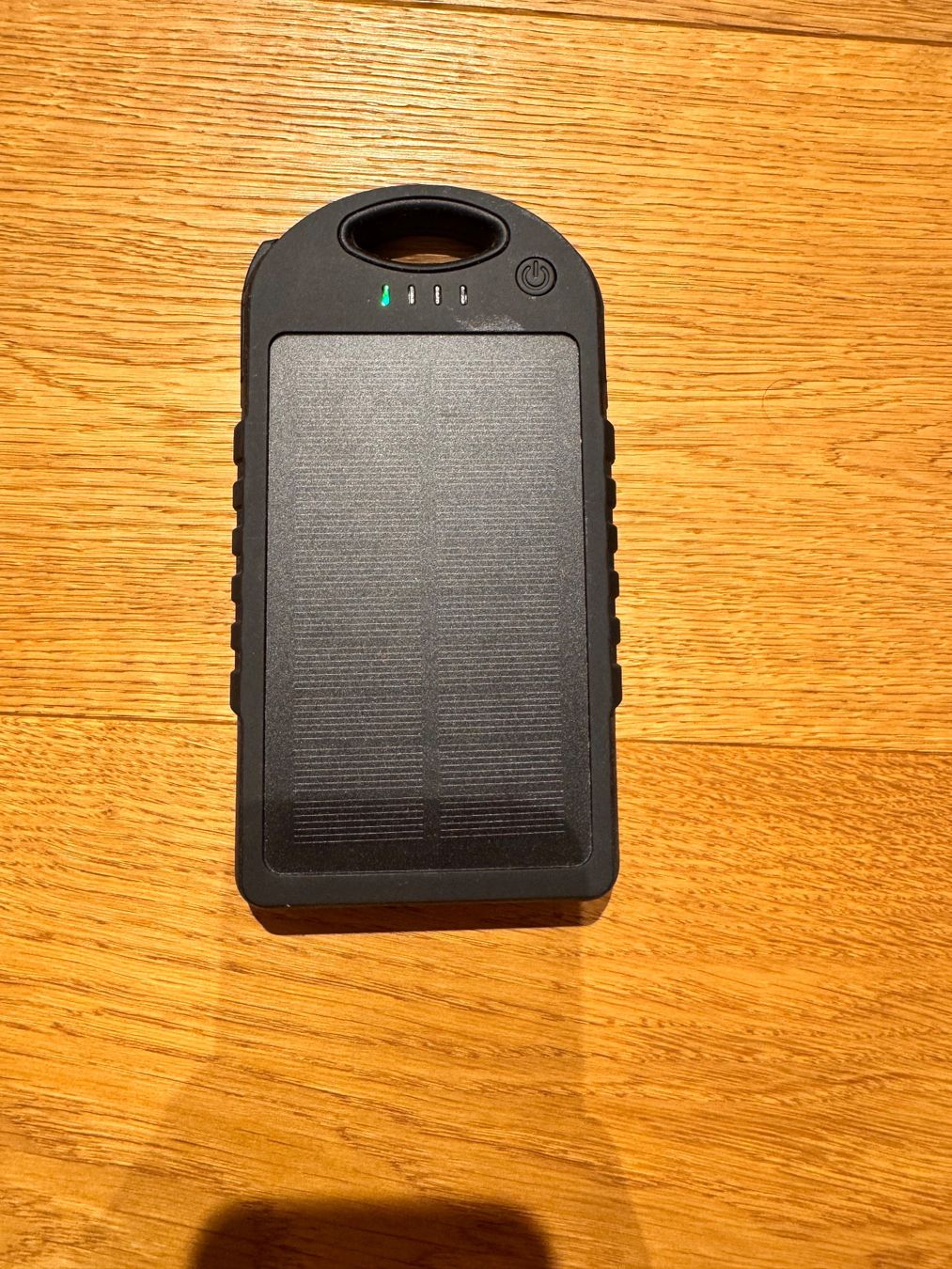 Dispositivi a energia solare: Solar Powerbank 10000 mAh – Usato da Zofingen venduto da miwehr