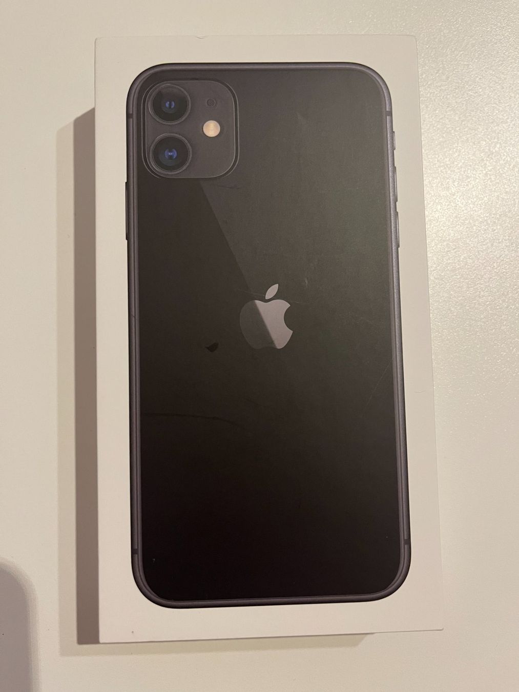 Apple Handys / Smartphones: iPhone 11 mit defektem Display – Defekt aus Kerns von urs_j88g 4