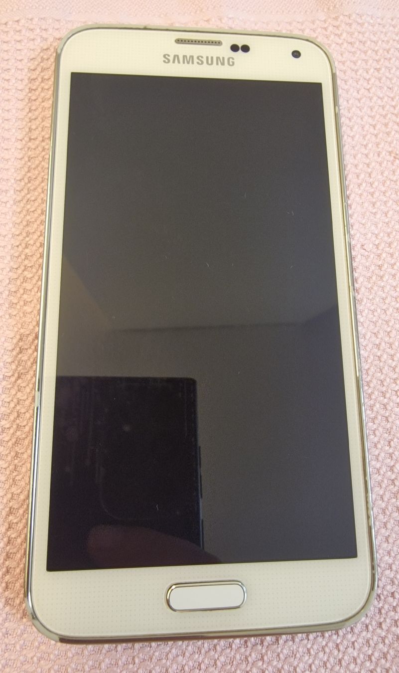 Samsung Handys / Smartphones: Galaxy S5 – Gebraucht aus Kehrsatz von MyShoppy