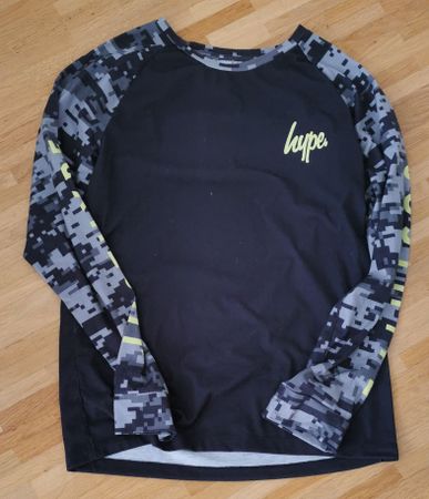 Hype. Longsleeve für Jungs, Grösse 158/164, Top Zustand!