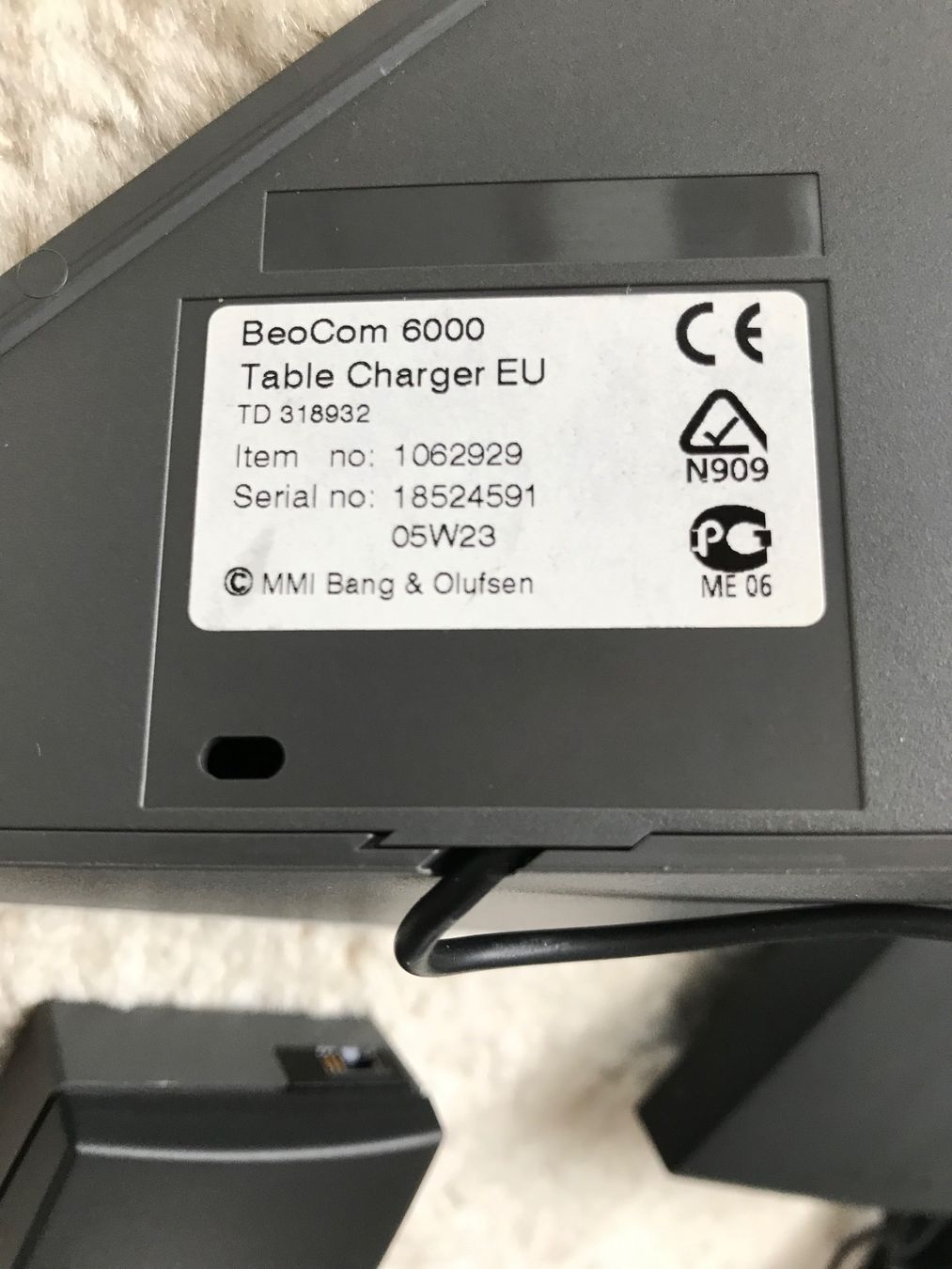 Bang & Olufsen Telefone: Beocom 6000 Telefonanlage, Basisstation analog. Ungebraucht. – Neu (gemäss Beschreibung) aus Solothurn von wm45 5