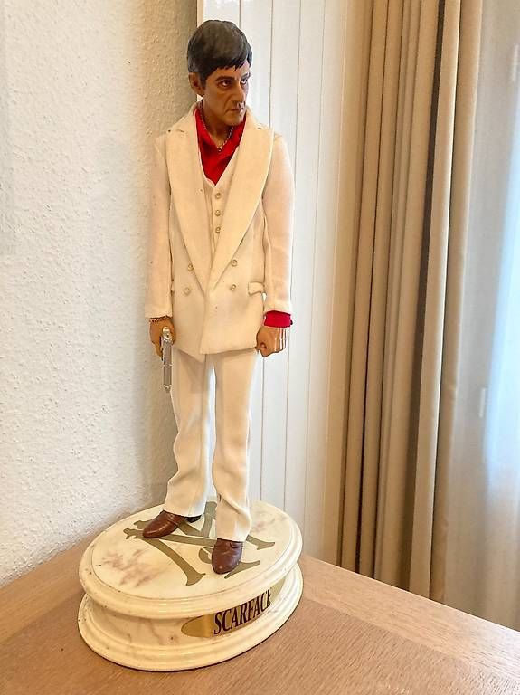Statuette: Sideshow Premium SCARFACE – Usato da Geneve venduto da tigre69