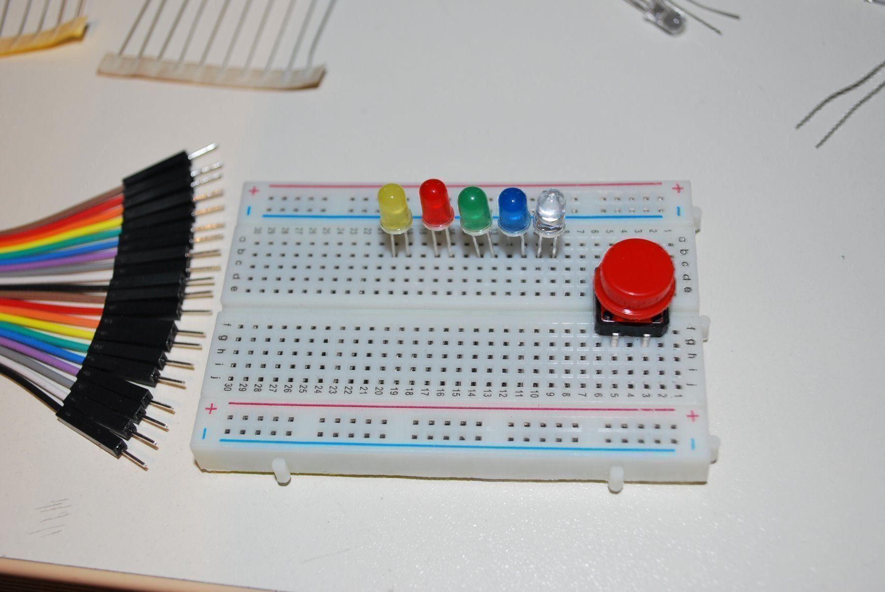 Elektronikbauteile: Raspberry PI /Arduino Mini Starter Kit mit LEDs, Breadboard. – Neu und originalverpackt aus Geroldswil von  1