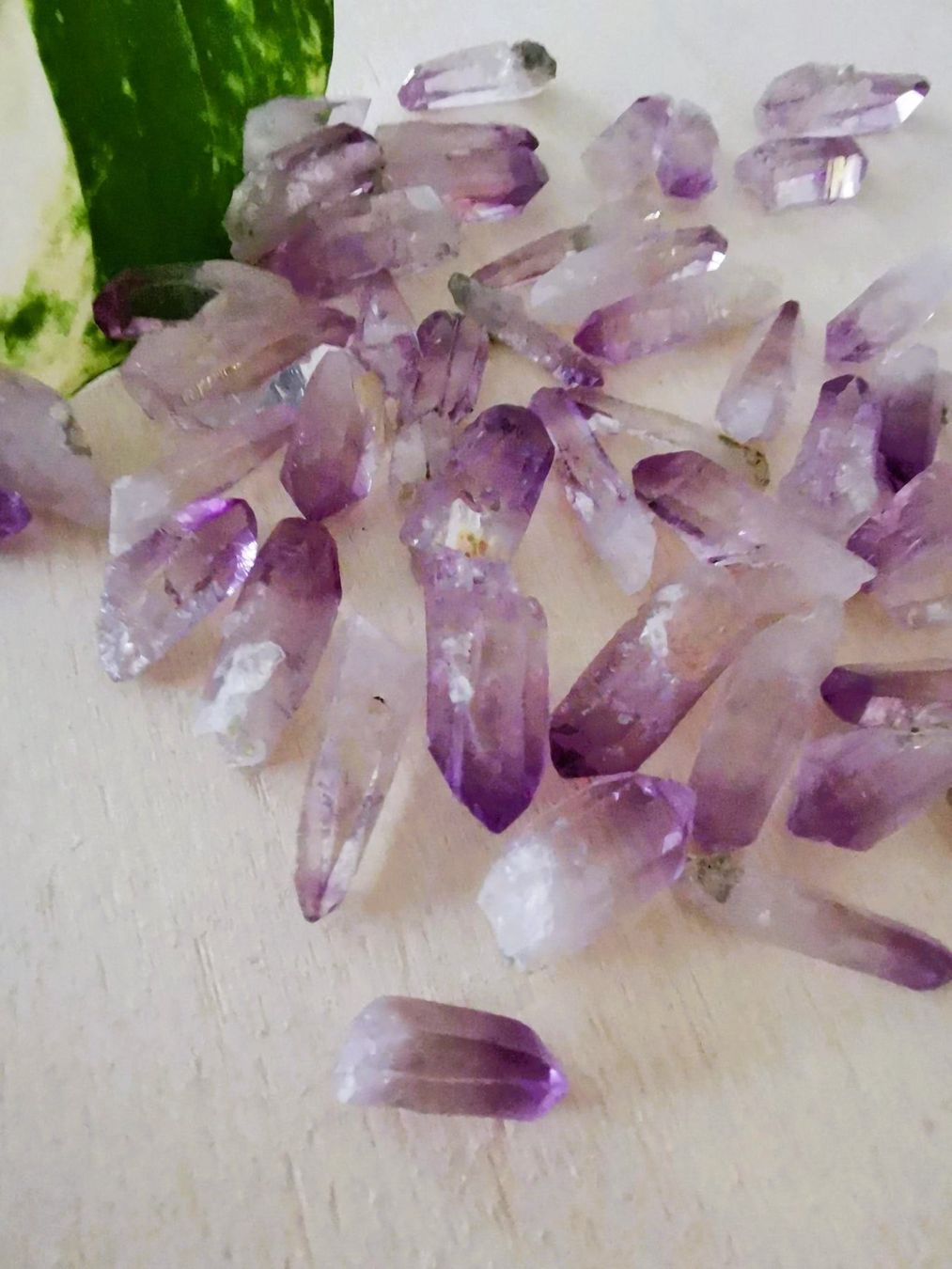 Minerali & Pietre curative: 1-2cm natürlich Amethyst-Kristall Spitzen – Nuovo e nell'imballaggio originale da Dierikon venduto da Buntspecht-10 1