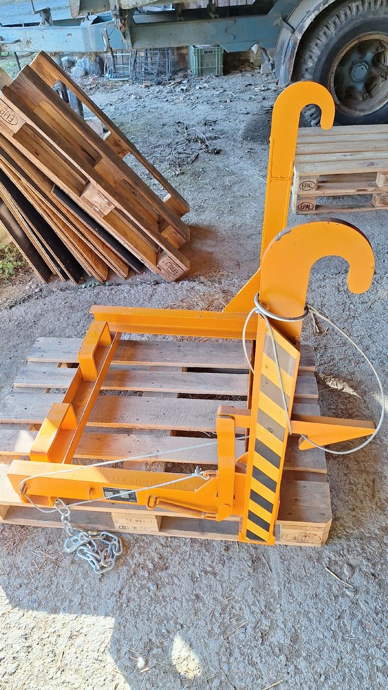 Carrelli elevatori e a forche: Staplertraverse für Kippmulde – Nuovo (secondo la descrizione) da Rickenbach LU venduto da KSCupra2