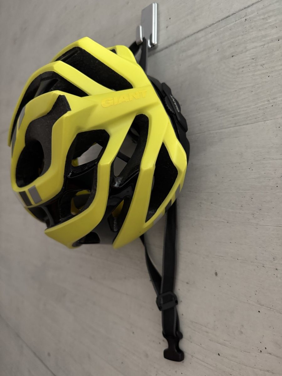 Helme: Casco bici Giant unisex  – Gebraucht aus Maggia von Violettra 1