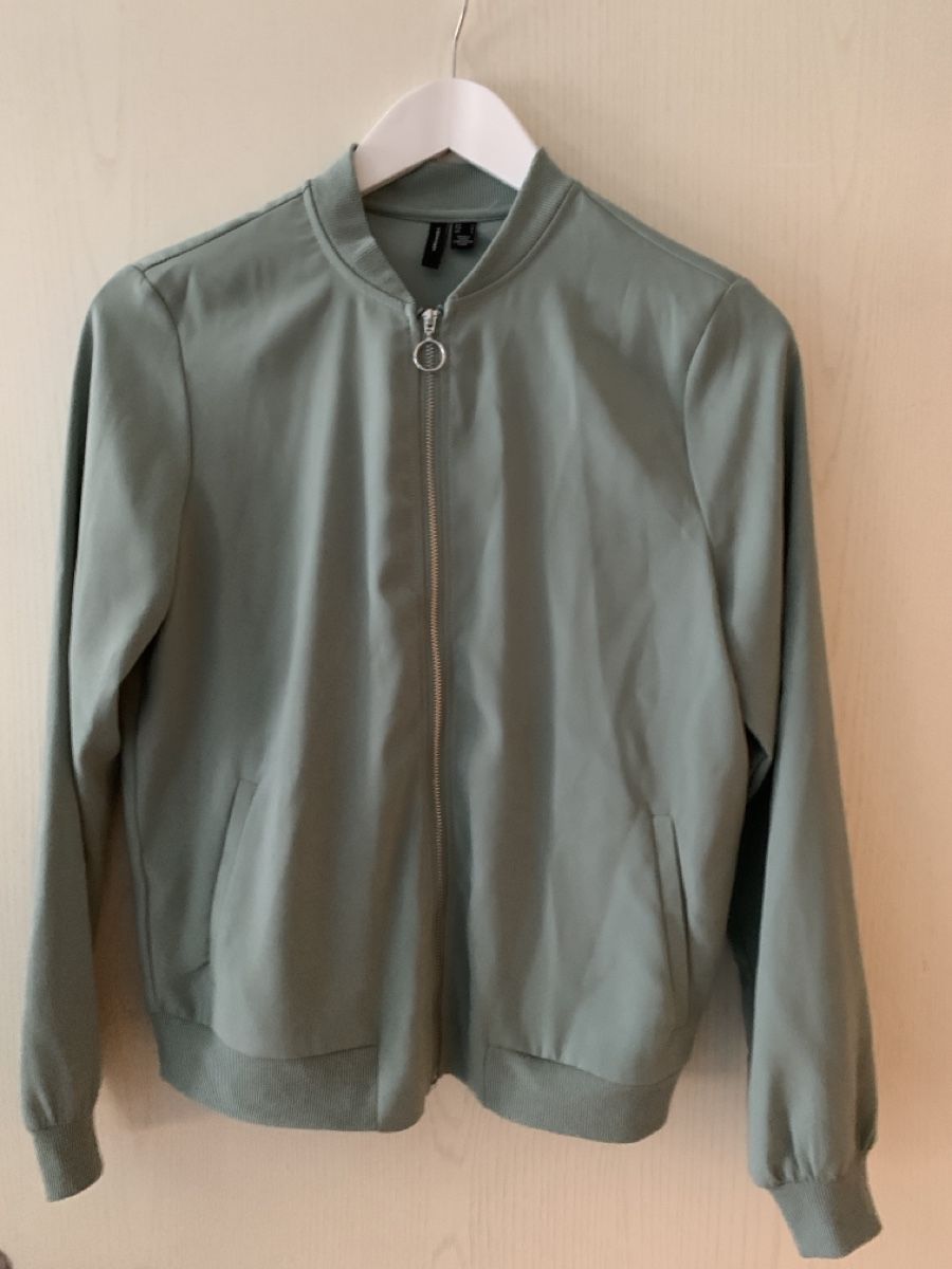 Giacche: Jacke in Mintgrün Gr. S – Usato da Wilen b. Wil venduto da Huibuh 2