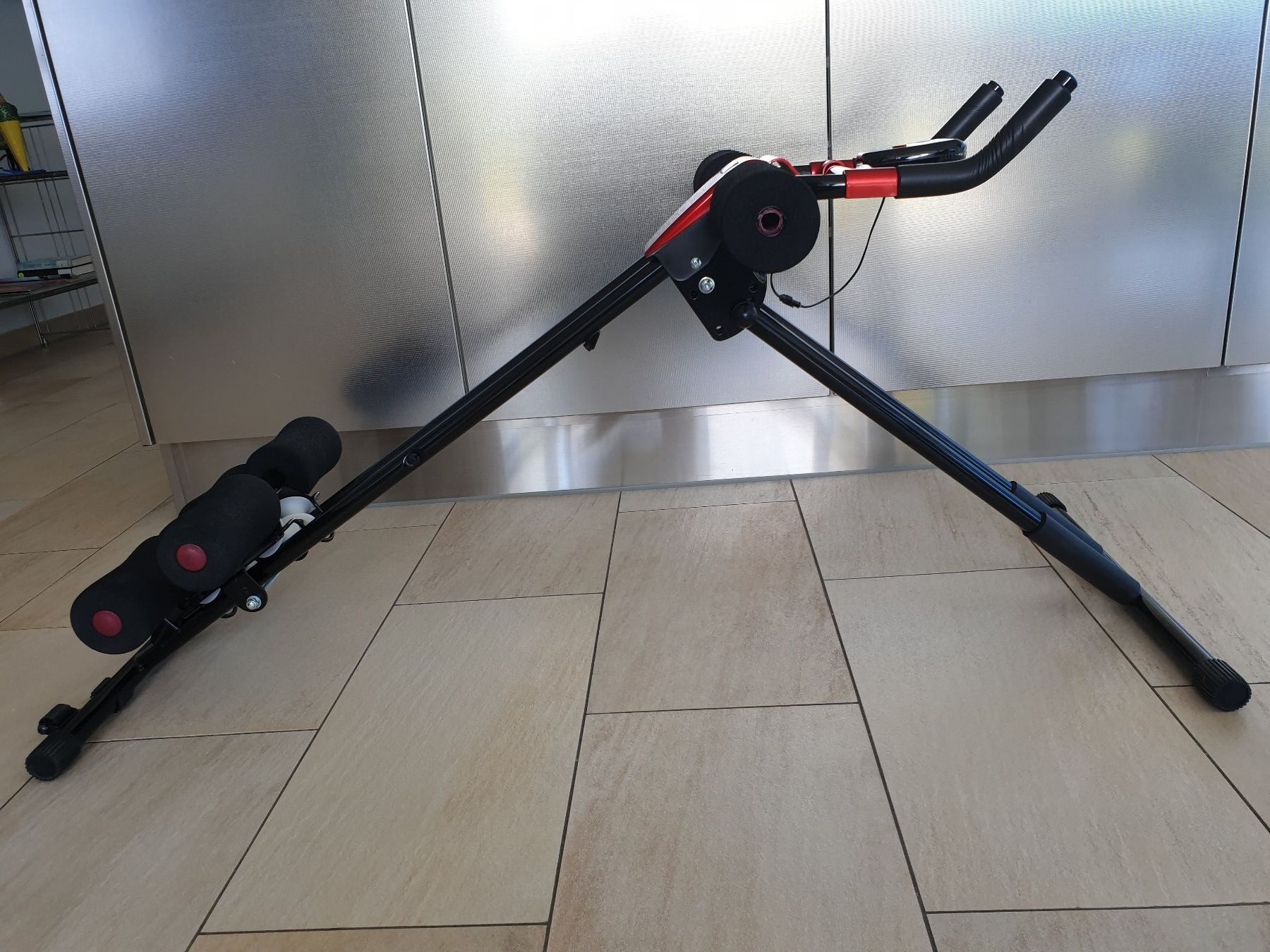 Vélos d'appartement: 5 mins Shaper Bauchtrainer – D'occasion à Winterthur par Maya_r