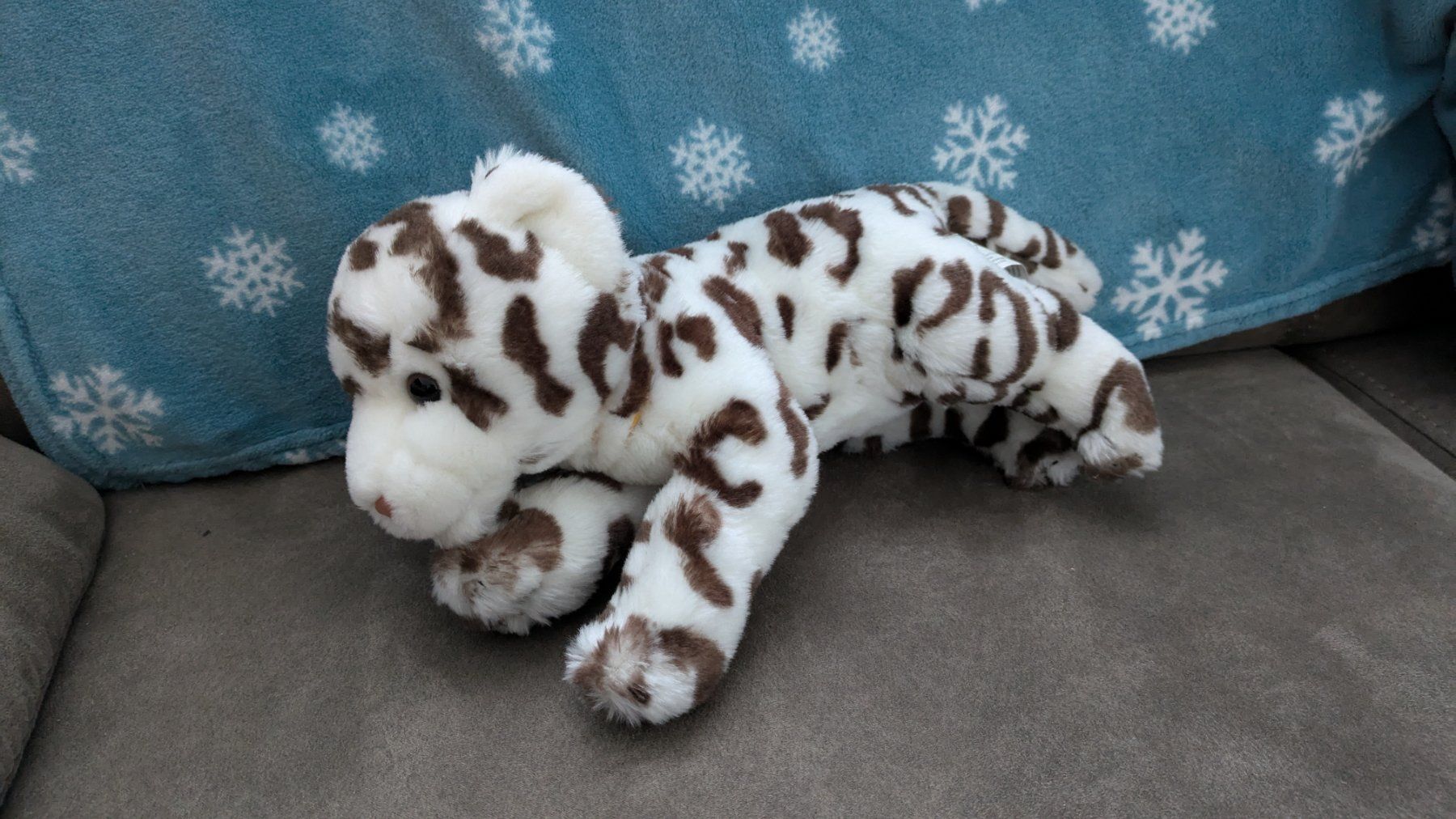 Jouets: Schneeleoparden Plüschtier – D'occasion à Staufen par Fleby84