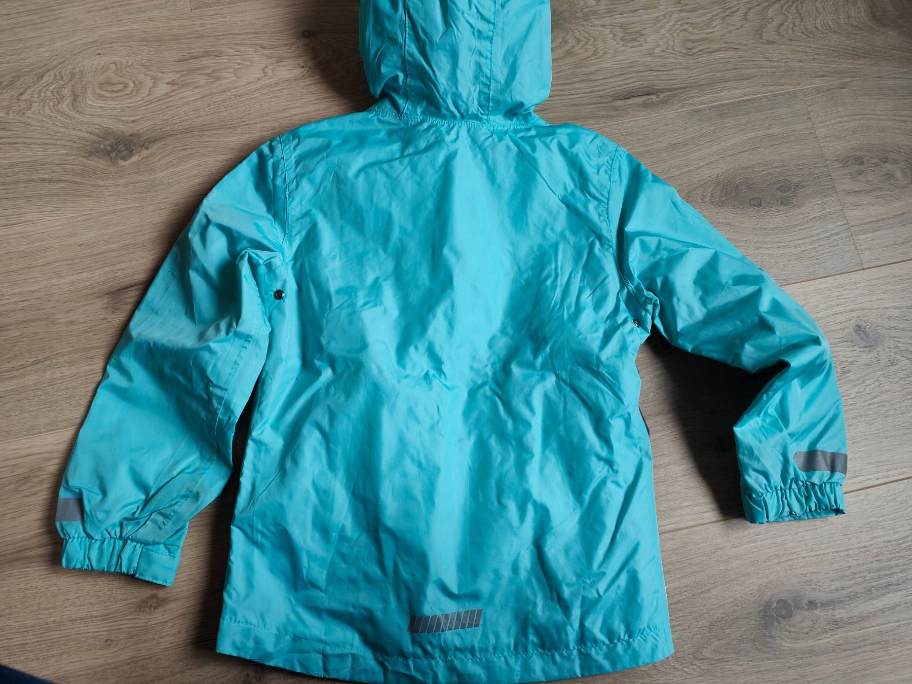 Giacche & Cappotti: Regenjacke mit Kapuze Gr. 122/128 – Usato da Kirchleerau venduto da hop82 1