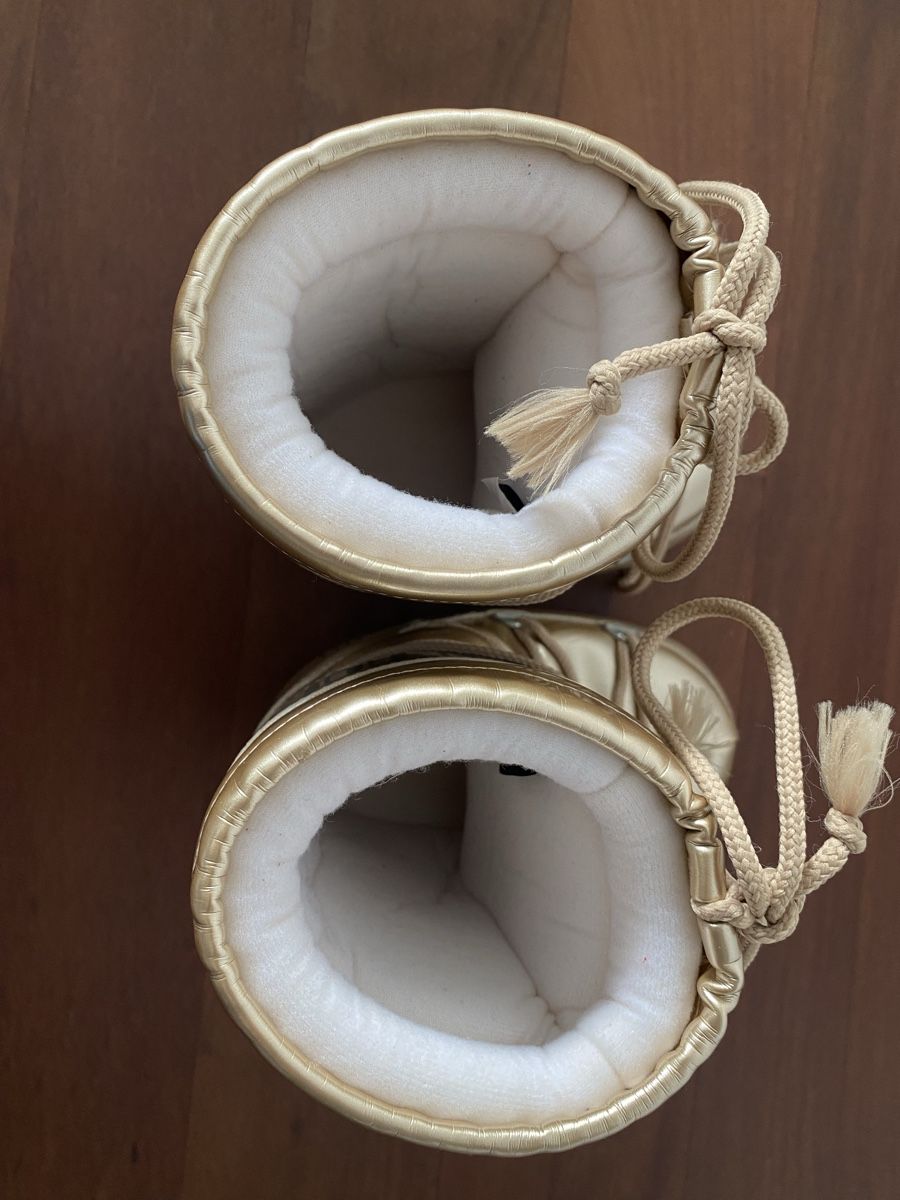 Moon Boot Schuhe für Jungen: Kids Moon Boots in Gold! – Gebraucht aus zurich von CK8037 1
