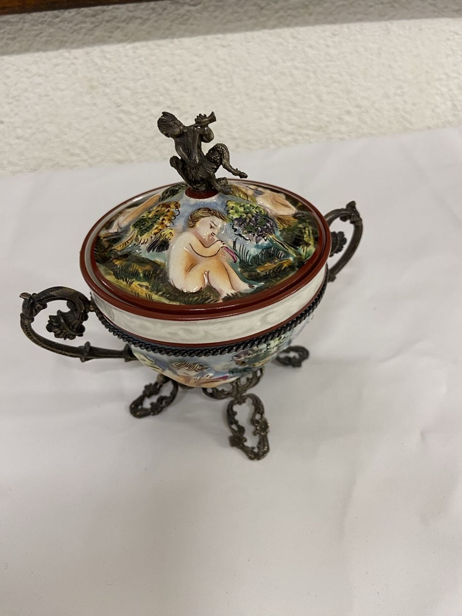 Zuccheriere: Alte Capodimonte Porzellan Schale  – Usato da Dietikon venduto da brocki-eyra 6