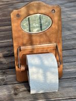 antiker WC-Rollenhalter aus Holz mit geschliffenem Spiegel
