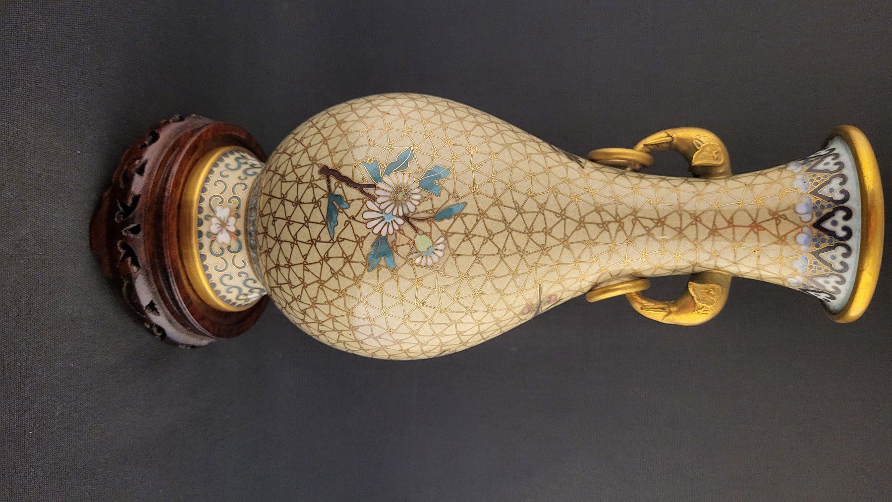 Vasen & Gefässe: Cloisonné Vase mit Elefanten-Köpfen – Gebraucht aus Basel von spinne02 4